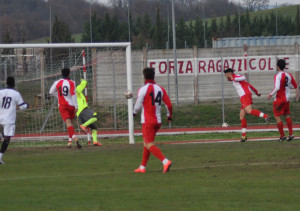 10/03/2016 amichevole Colligiana - Athletic Ujana 4 - 1
